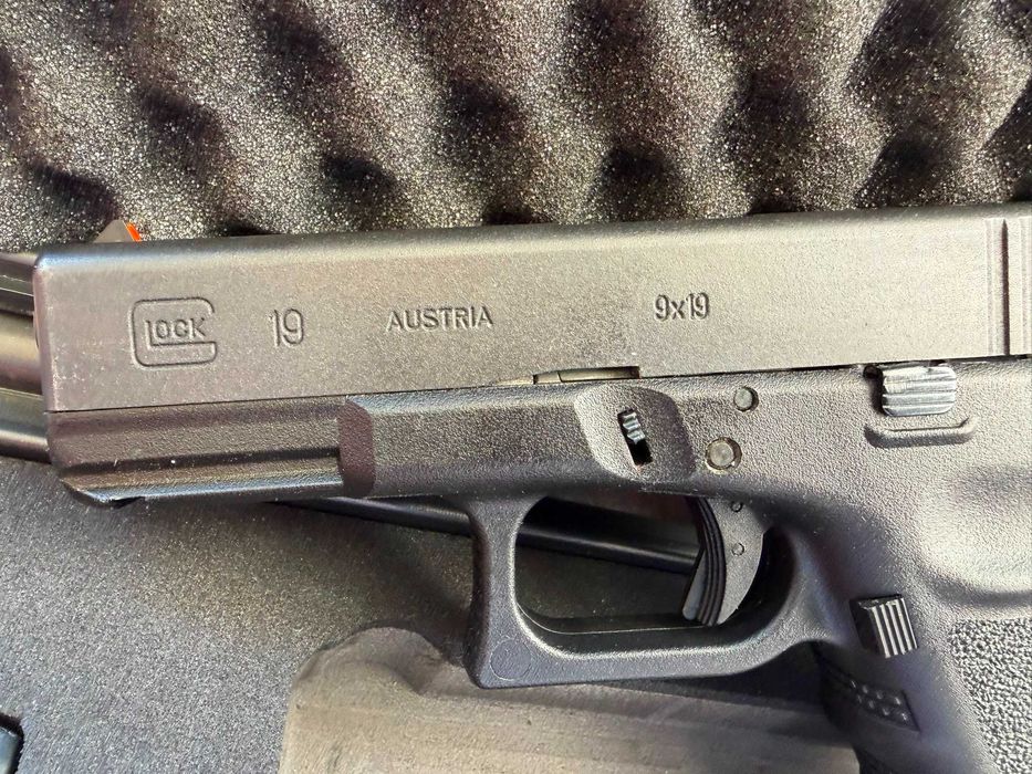 Glock 19 Custom CO₂ – Full Metal – Licență Glock