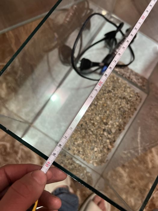 Acvariu pentru broaste cestoase cu rampa