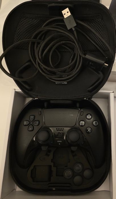 Vând Controller PS5 EDGE