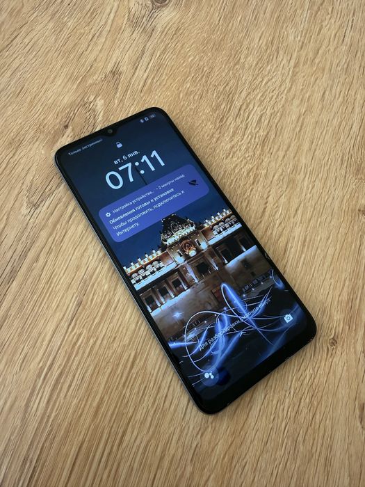 Продам Oppo A18 128 ГБ Glowing Blue