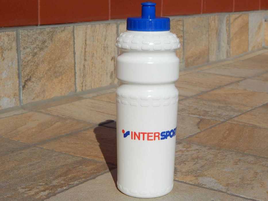 Bidon apa Intersport 1L nou nefolosit