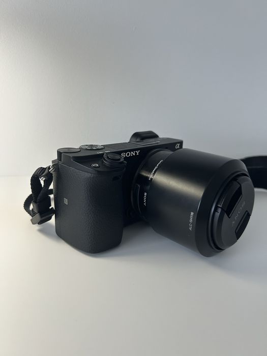 Sony A6400 + Sony 50 mm f1.8 oss
