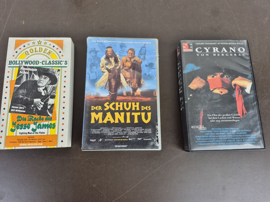 Vând 7casete video VHS originale dragoste( Pe Aripile Vantului )