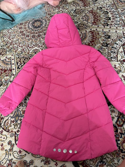 Продам детскую куртку