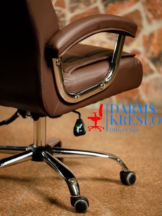 Офисные кресла DELTA для руководителя бесплатная доставка