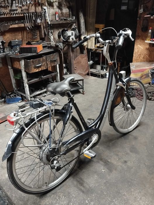 Bicicleta cu motor electrica