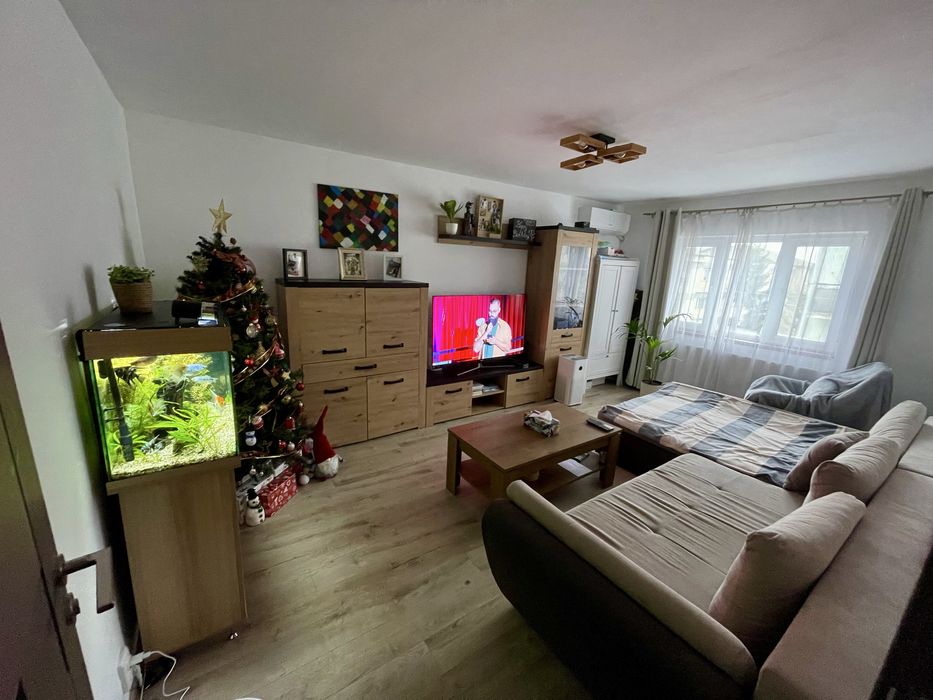 Apartament cu 2 camere de vânzare !