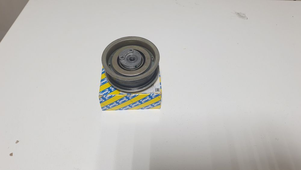 Запчасти на пассат В6