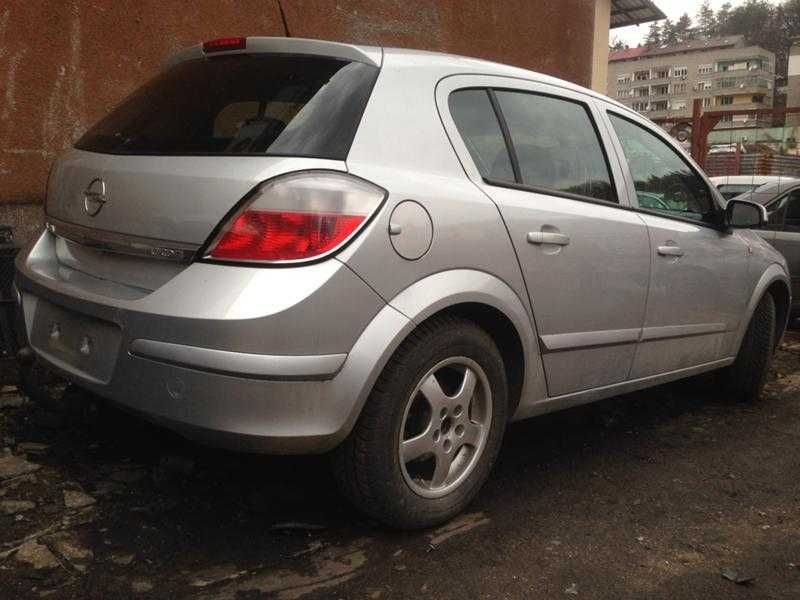 Опел Астра H 1.9 / Opel Astra H 1.9 на части