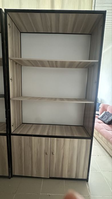 Продам шкаф. Имеется три штуки шкафа