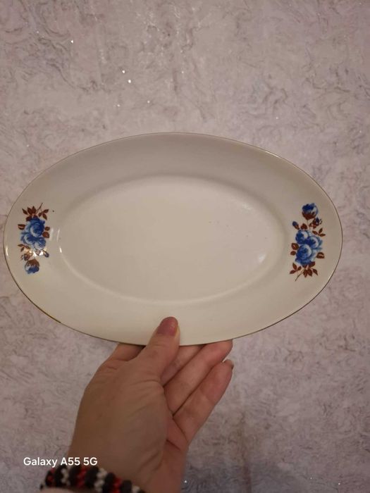 Комплект старинен  порцеланови чинии