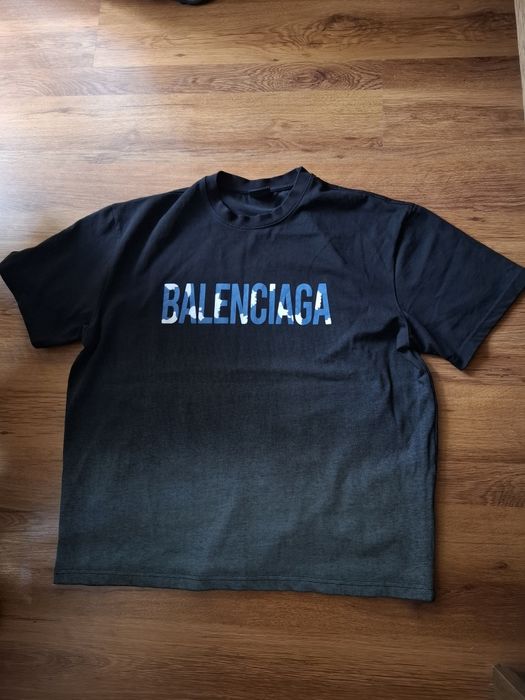 BALENCIAGA- FENDI мъжки тениски  2XL  размер.