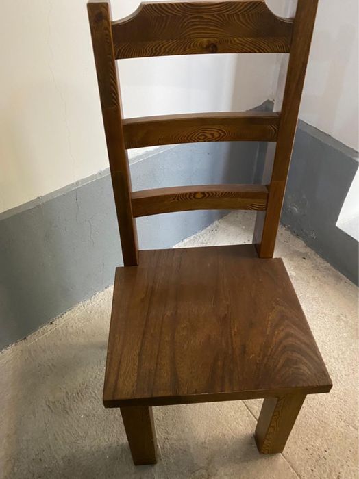 Продаются стулья из карагача