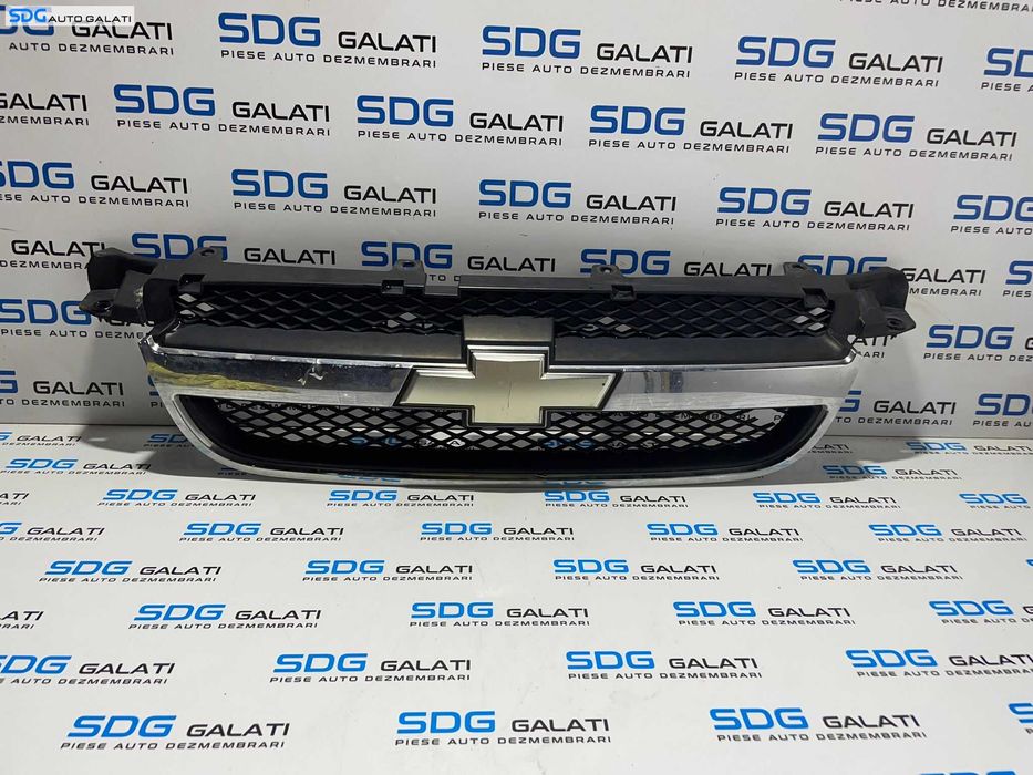 Grila cu Sigla Emblema Bara Spoiler Fata Chevrolet Aveo 2003 - 2011 Cod 96648621 [L2592]