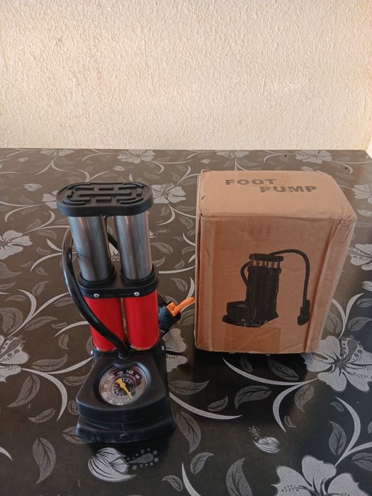 Оригинал двойной насос на ноге. Новый.  Качество супер.