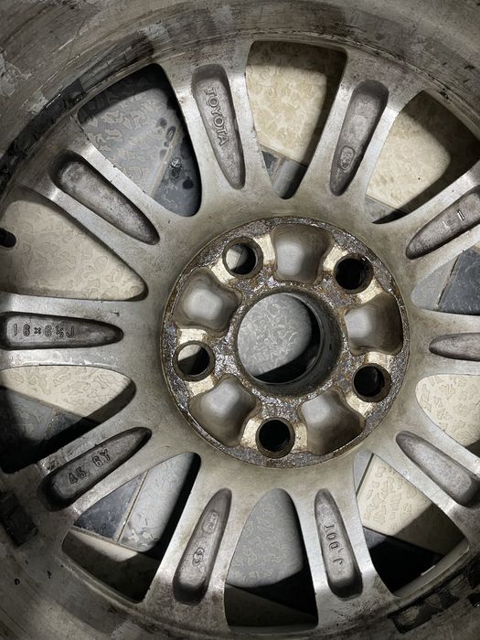 Диски титанка камри 40,45