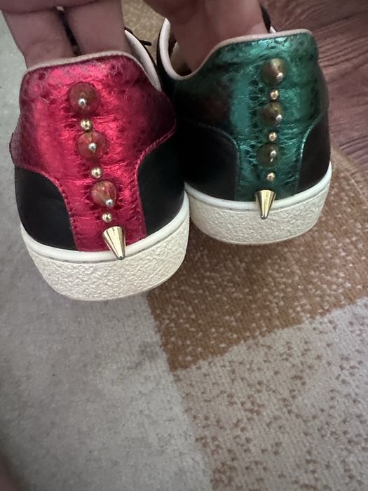 Продаеться gucci оригинал