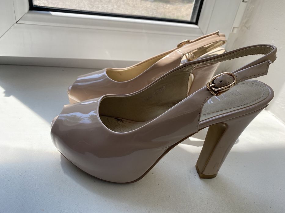 Обувь летняя.             Обувь