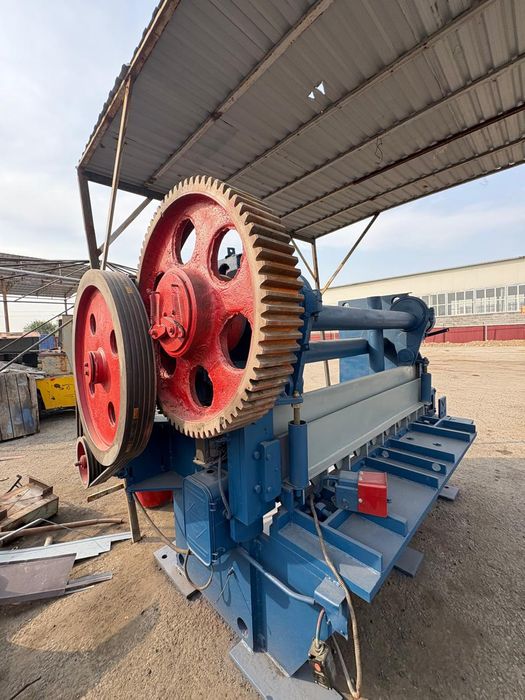 Продается гильотина 12мм/2000мм