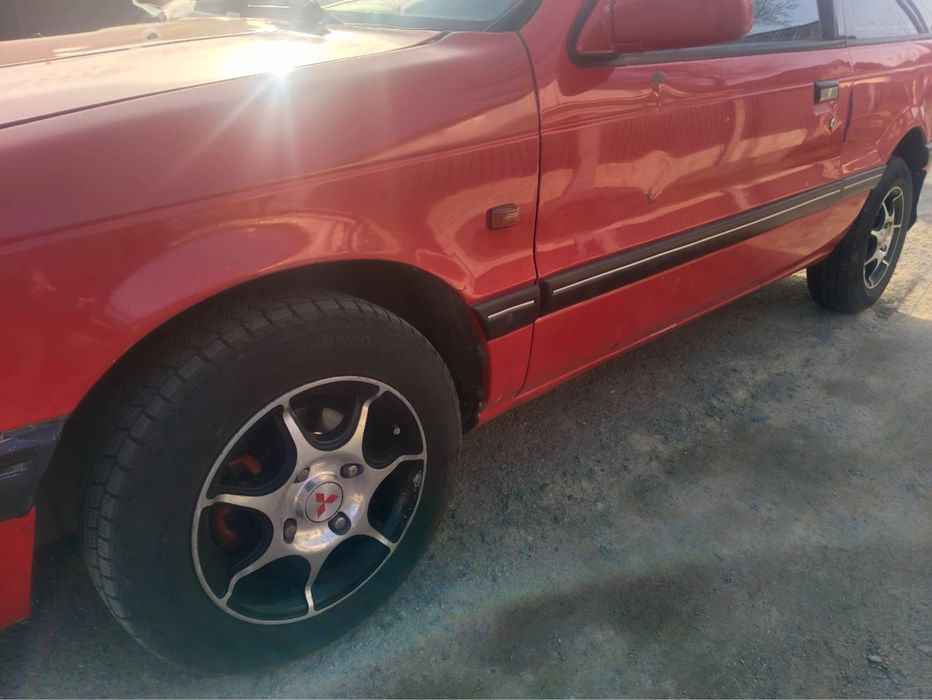 Mitsubishi Colt 1991 год