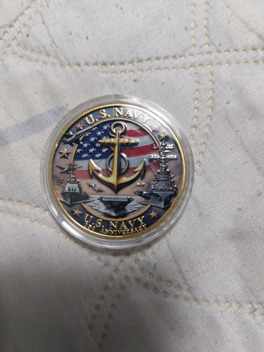 Монети и значки - различни видове!