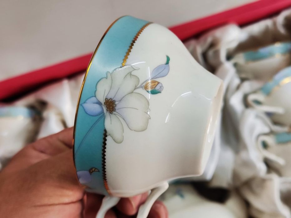 Нов сервиз за кафе bone china костен порцелан