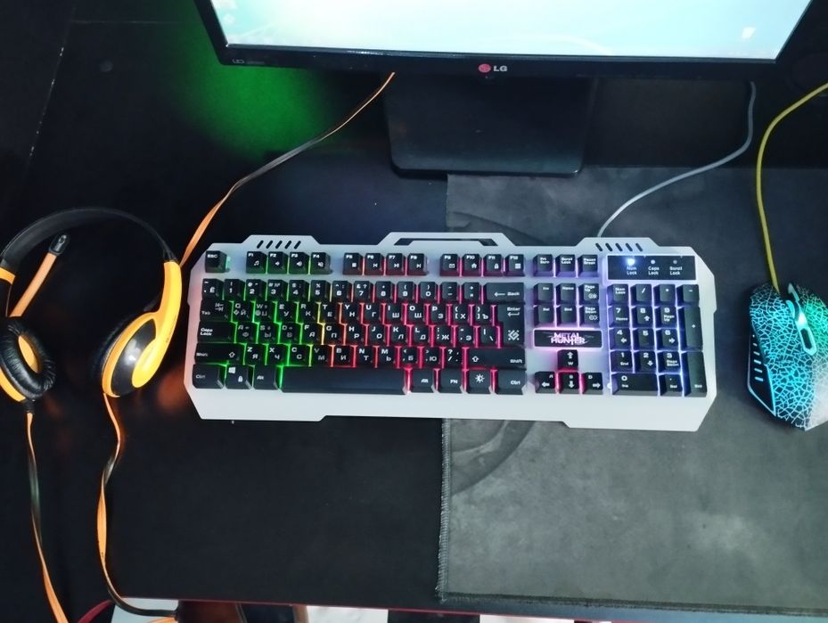 Компьютер ва плейстейшн Срочно сотилади 2500$