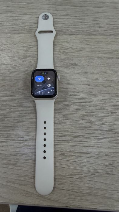 Apple Watch SE GPS Gen 3 2025