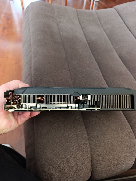 GIGABYTE GeForce RTX 4070 windforce oc 12g