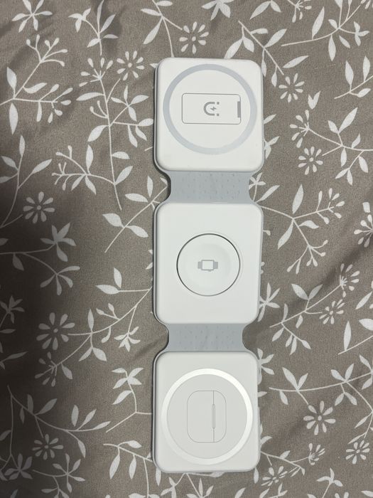 Incarcator multifunctional