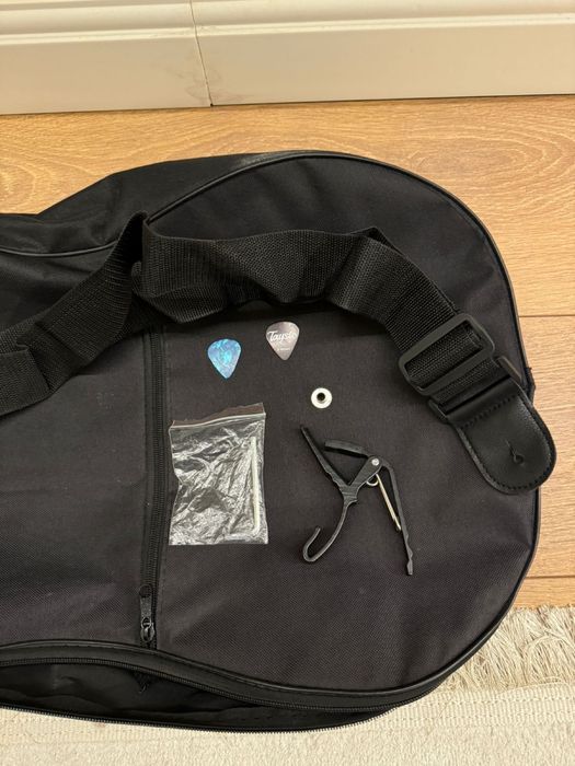 Продаю срочно Гитару