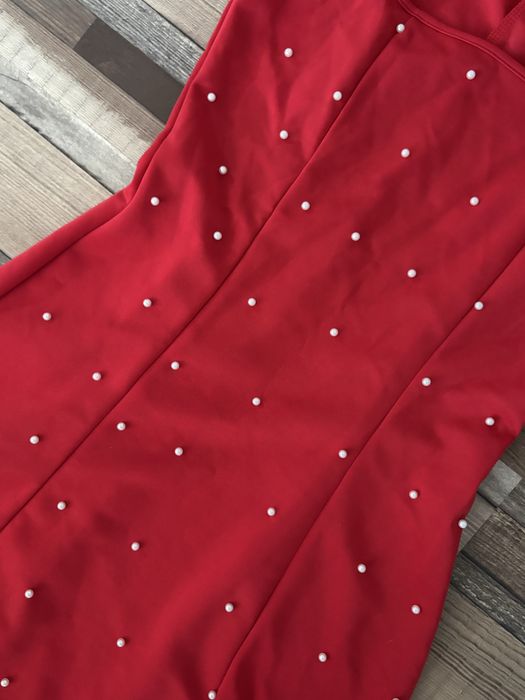 Rochie eleganta cu perle