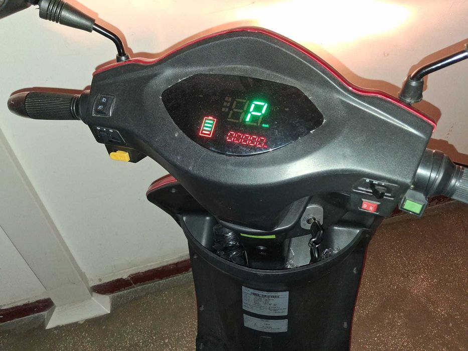 Vând tricicletă electrică Voltarom M4 – FĂRĂ permis