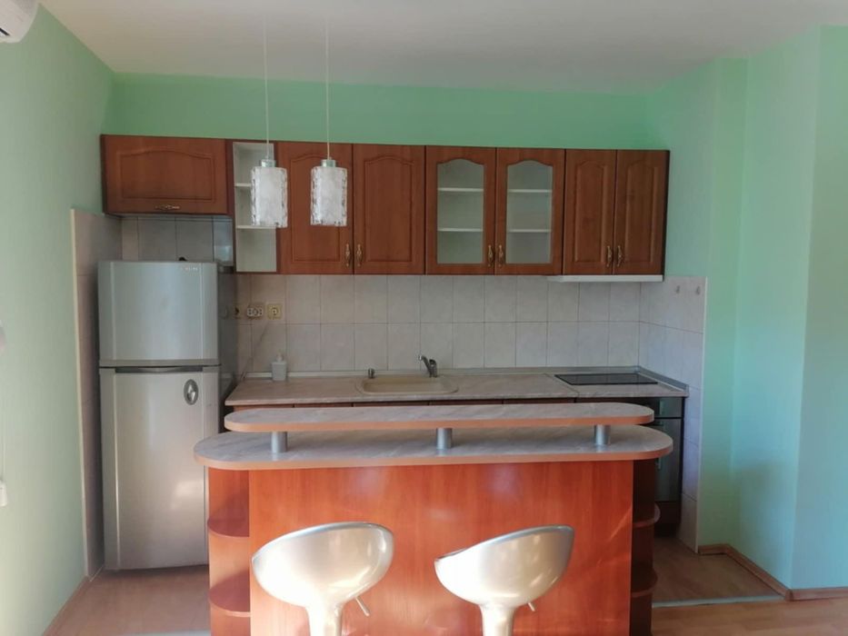 Дава се под наем Двустаен апартамент в Пловдив, Кючук Париж - 41 кв.м за 306 € - Снимка #1