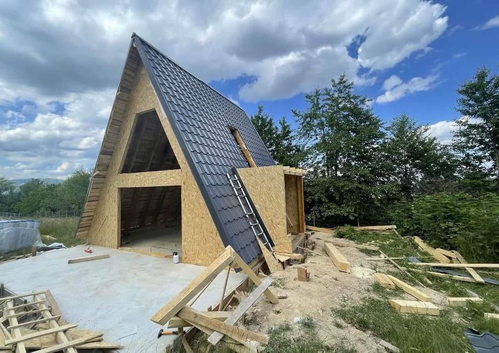 Meseriași în domeniul casei și cabane din lemn