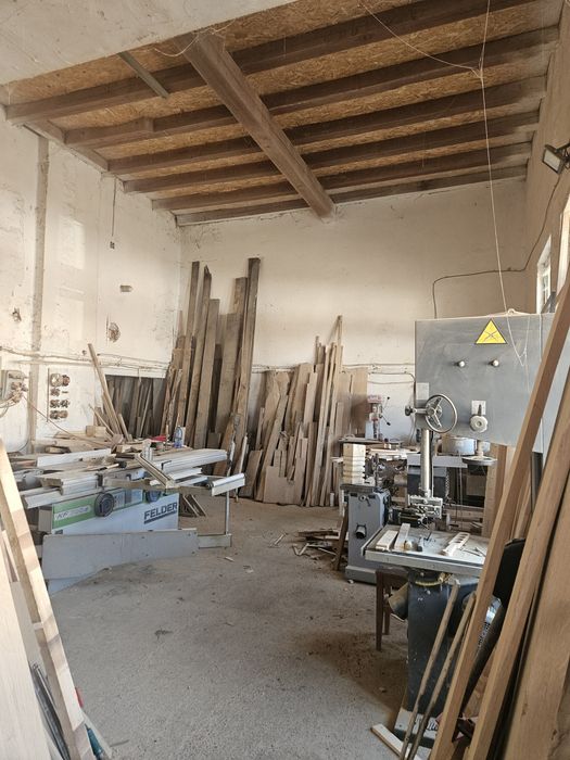 Vând afacere atelier tâmplarie
