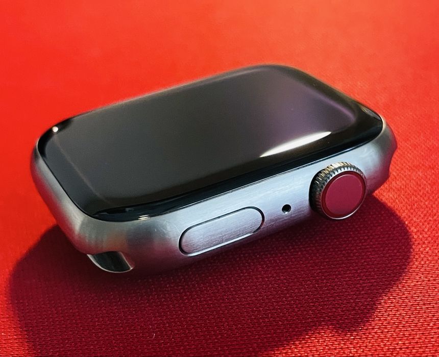 Apple Watch 7 (Titanium) 45mm