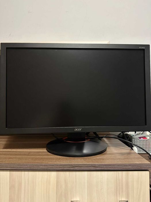 24 инчов монитор XF240Q