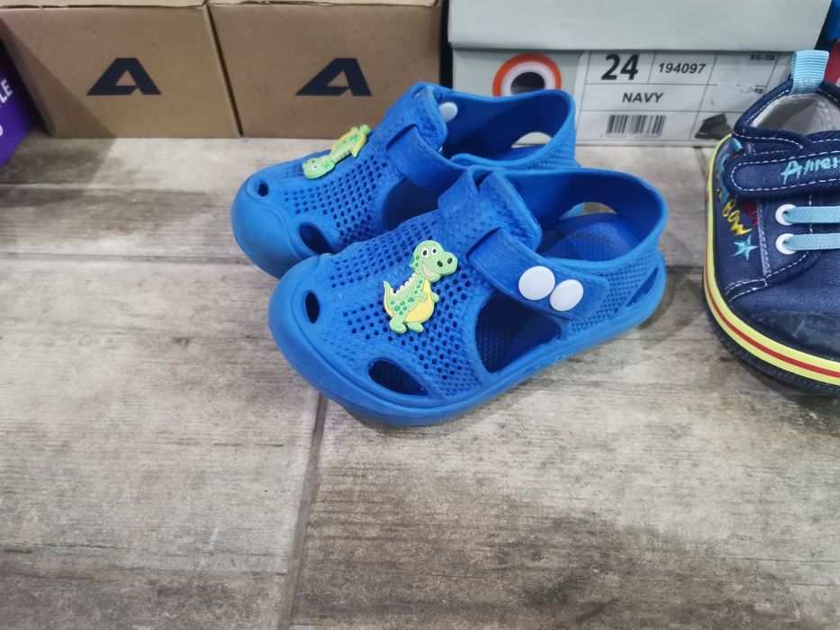 Детски обувки боти и ботуши