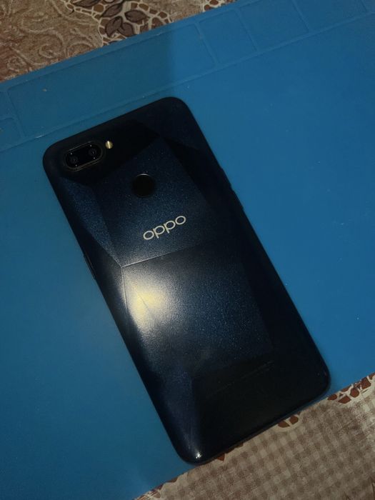 Смартфон oppo a12