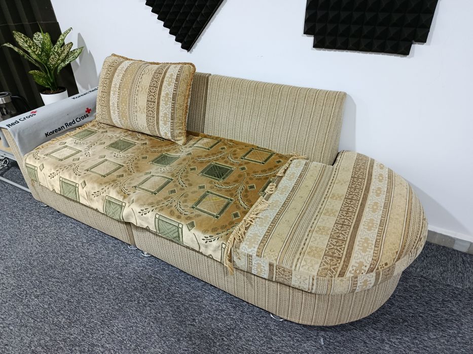 Диван продается в хорошем состоянии