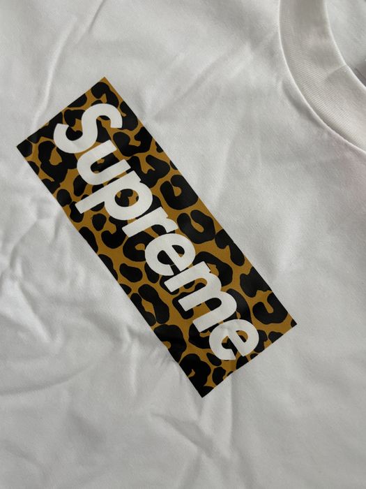 Tricou Supreme marimea M