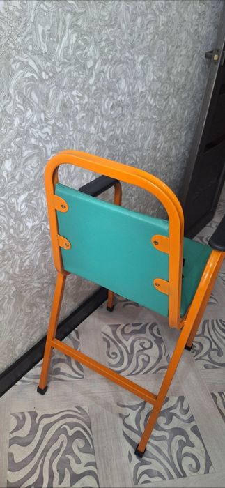 ПРОДАМ стульчик детский, в хор.состоянии