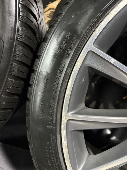 Mercedes AMG 20” Original Джанти с Nexen 4 Season Гуми