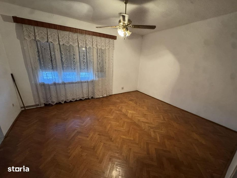 Casa P+2+M , Centru Nou , Ideal investitie (clinica , birouri)