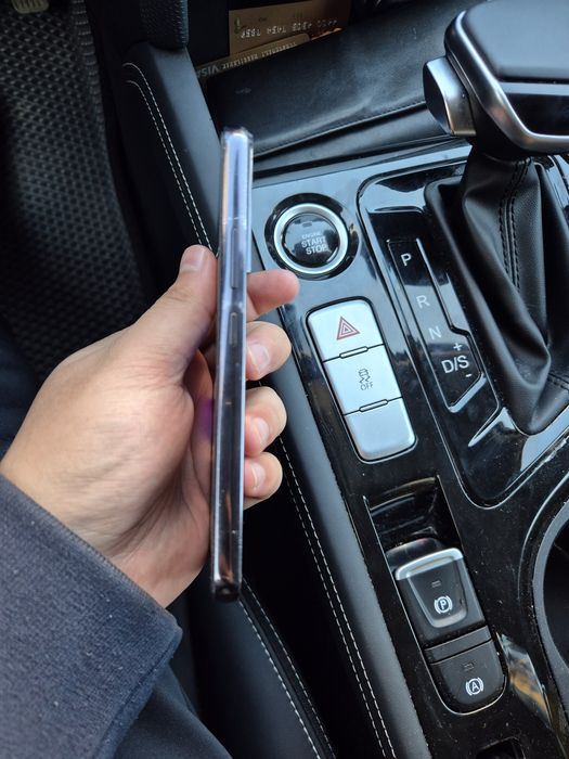 Samsung  S22   256 gb