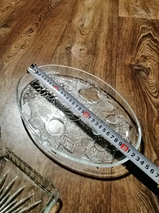 Продавам стъклария