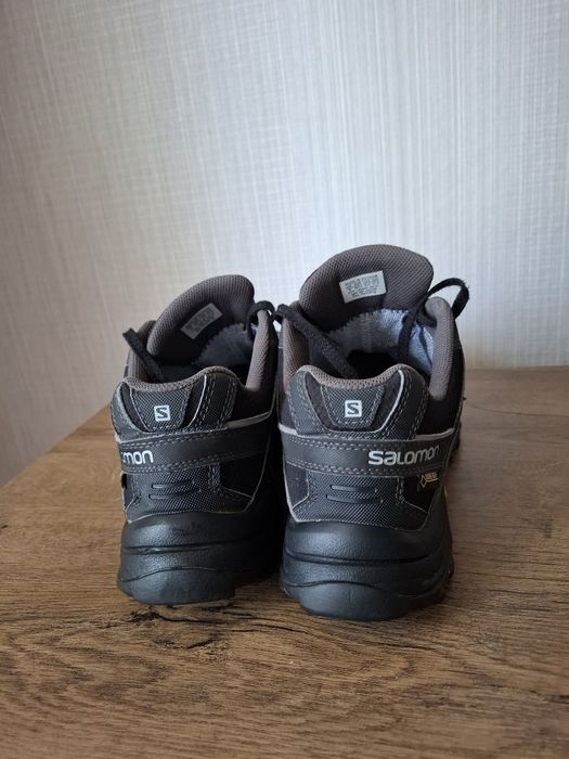 Salomon gore tex обувки 43 номер.