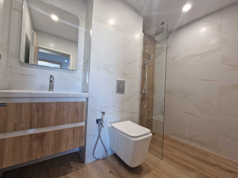 Тристаен обзаведен апартамент с Акт 16 за продажба в кв. Баларбаши, гр. Благоевград