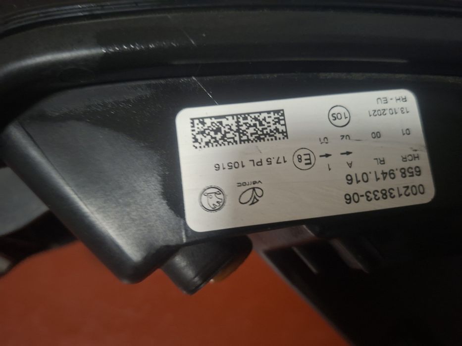 Far Kamiq dreapta led stare impecabila